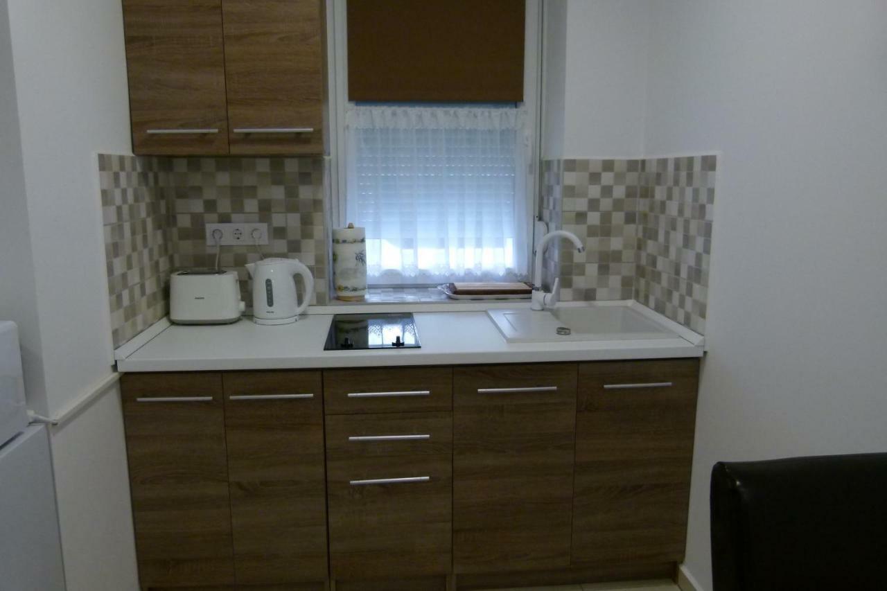 Wolf House Apartman Zalaegerszeg Exterior photo