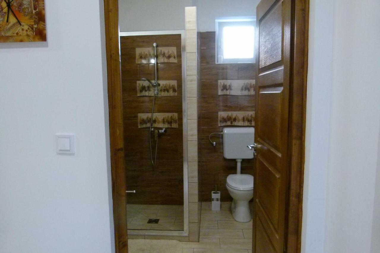 Wolf House Apartman Zalaegerszeg Exterior photo