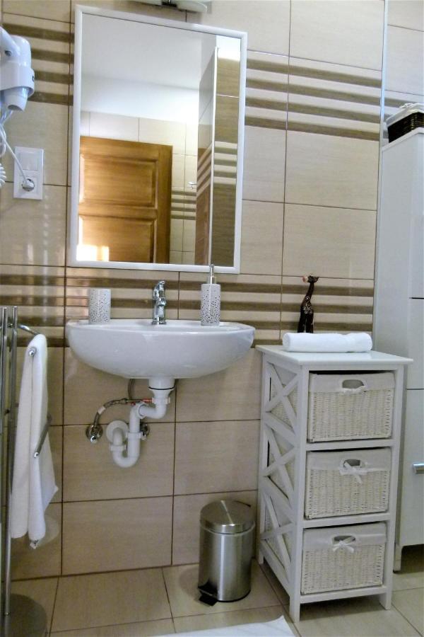 Wolf House Apartman Zalaegerszeg Exterior photo